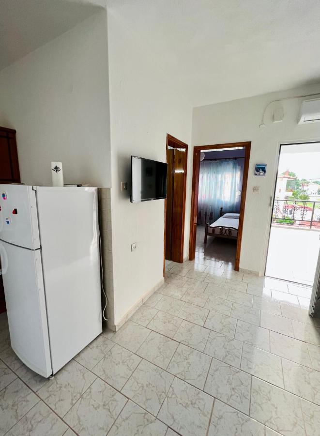 Vrasná Atlantis Apartments מראה חיצוני תמונה
