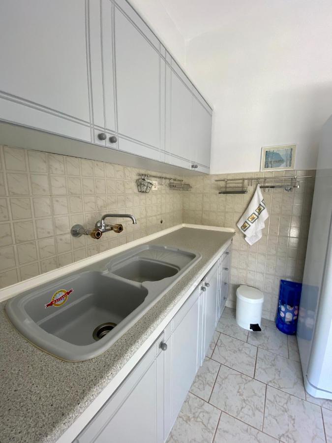 Vrasná Atlantis Apartments מראה חיצוני תמונה
